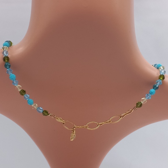 Swarovski Crystals Necklace - Picture 4 of 9